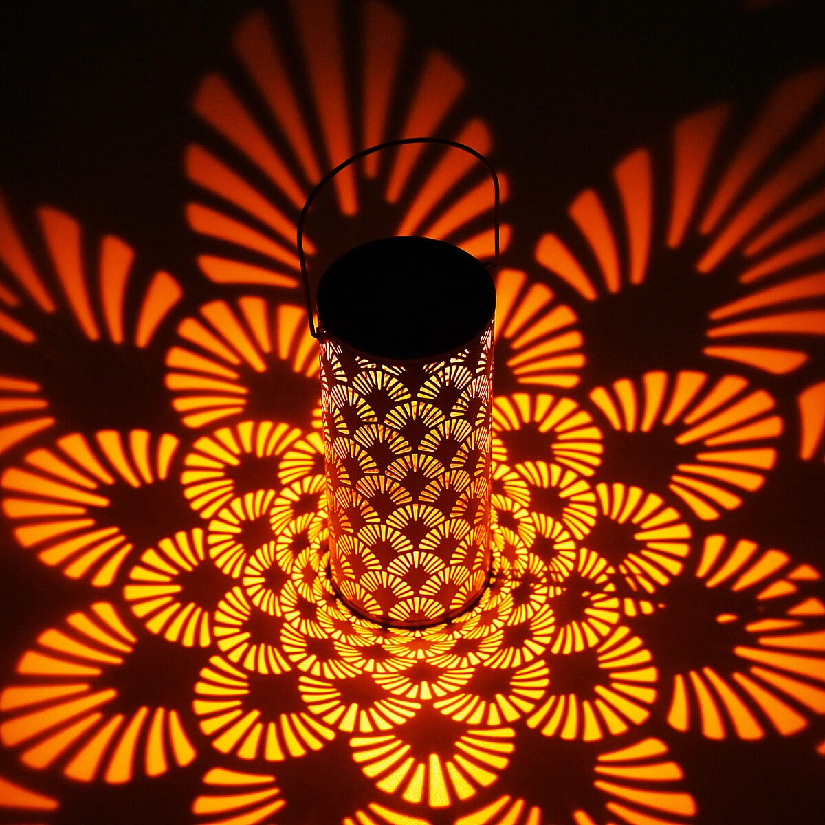 Solar Operated Metal Cylinder Lantern with Hollow Fan Pattern (500 mAh) image number 2