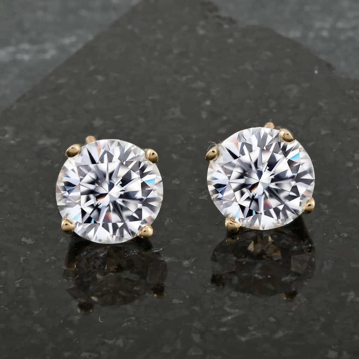 Luxuriant Lab Grown Diamond G VS2 5.00 ctw Earrings in 14K Yellow Gold image number 1