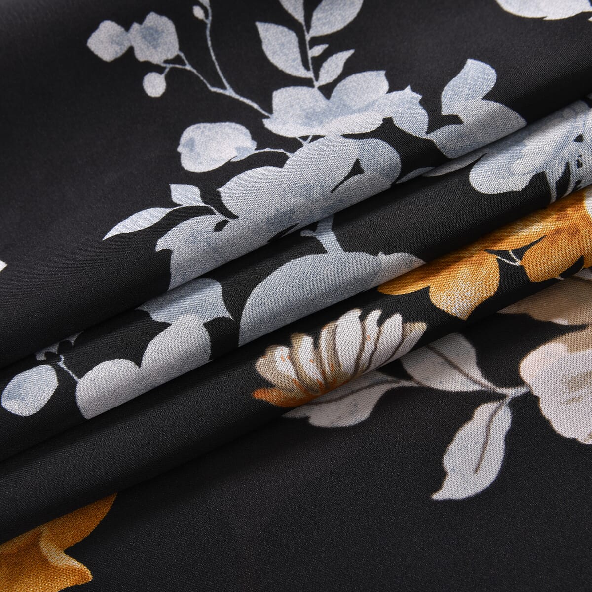 Black Floral Polyester Satin Kaftan – One Size Fits Most image number 3