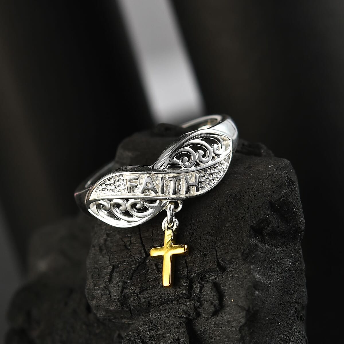 Leaf Ring with Cross Charm in 14K YG Over and Sterling Silver (Size 7.0) 2.75 Grams image number 1