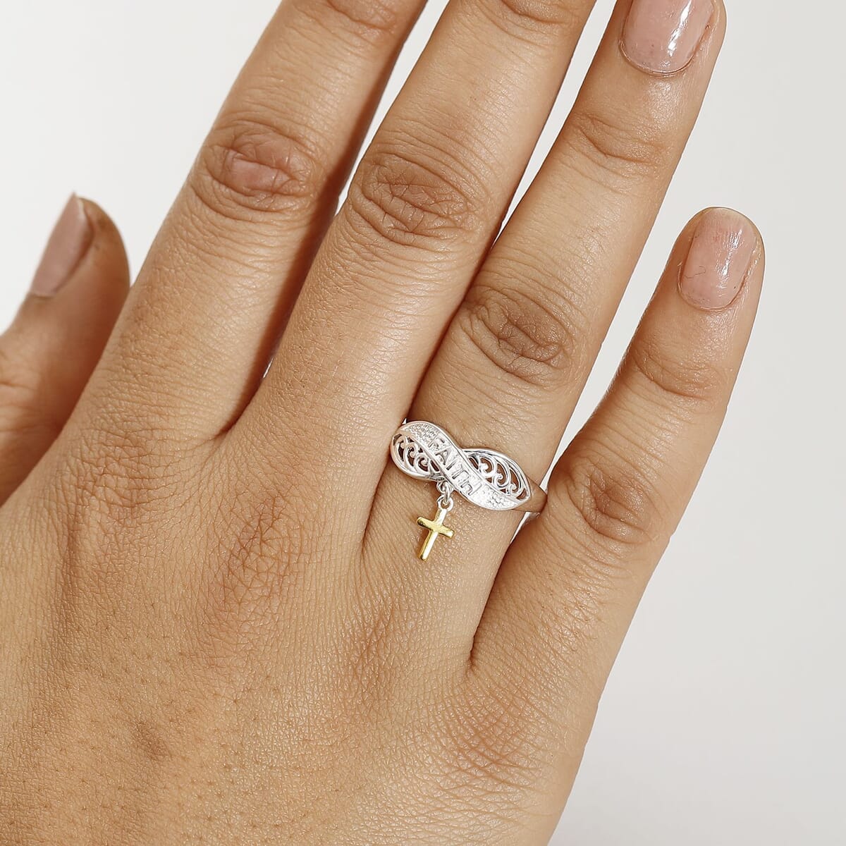 Leaf Ring with Cross Charm in 14K YG Over and Sterling Silver (Size 7.0) 2.75 Grams image number 2