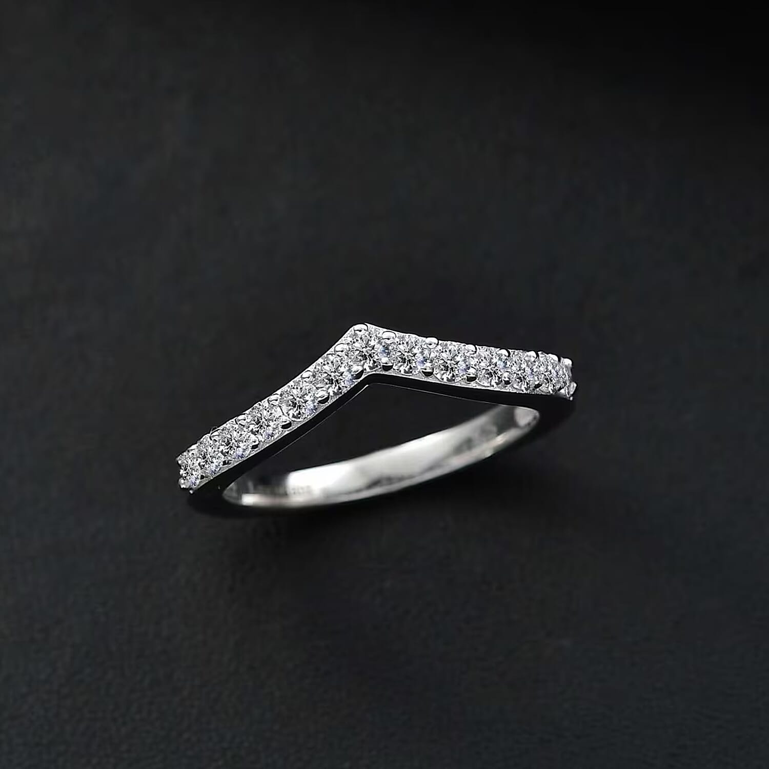 【HYERES LOR】24SS★ Lab Diamond 14K Wishbone Eternity Ring 6728cbff257fb.jpg?v=1730730388