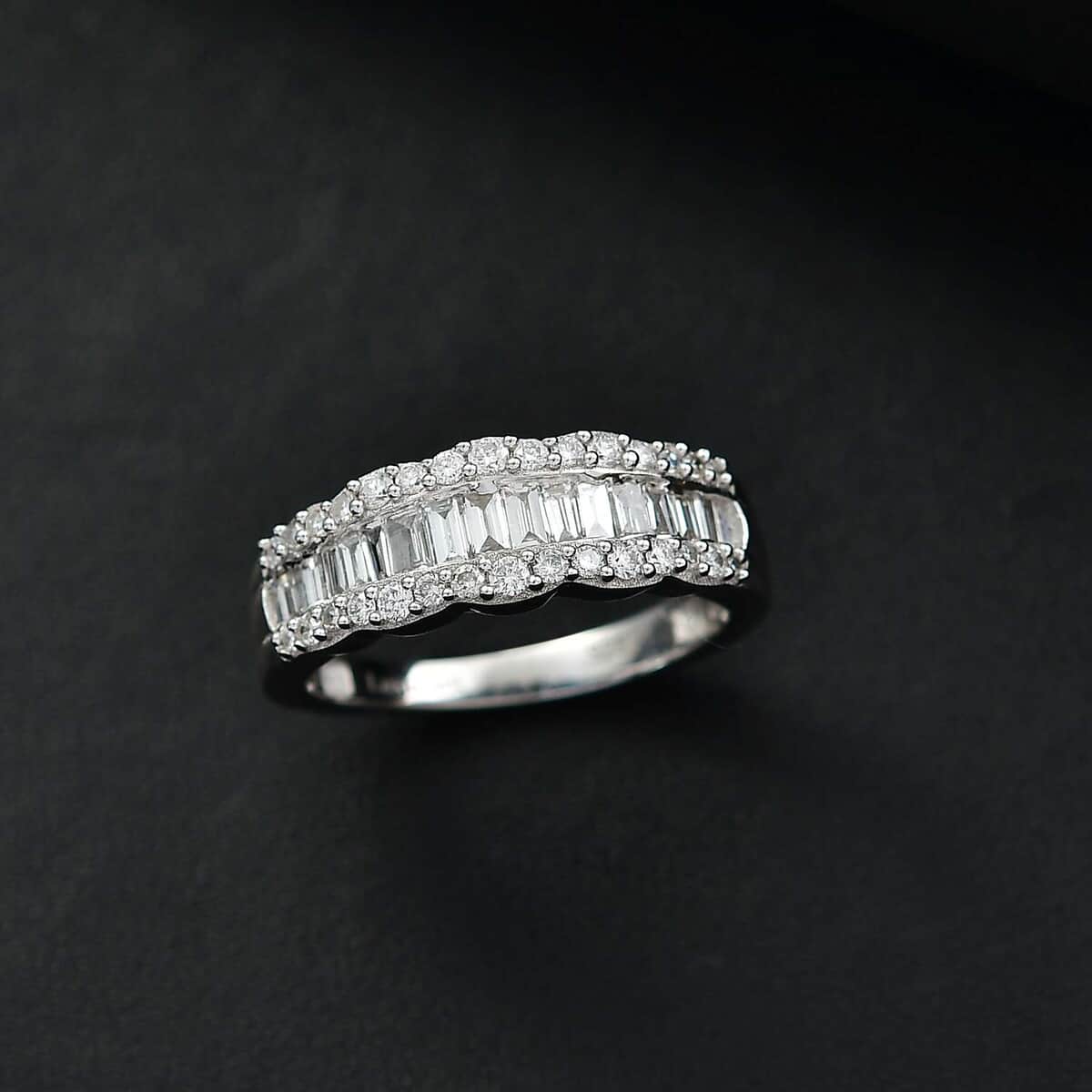 Luxuriant Lab Grown Diamond SI 1.00 ctcw Scalloped Ring in Rhodium Over Sterling Silver (Size 10.0) image number 1