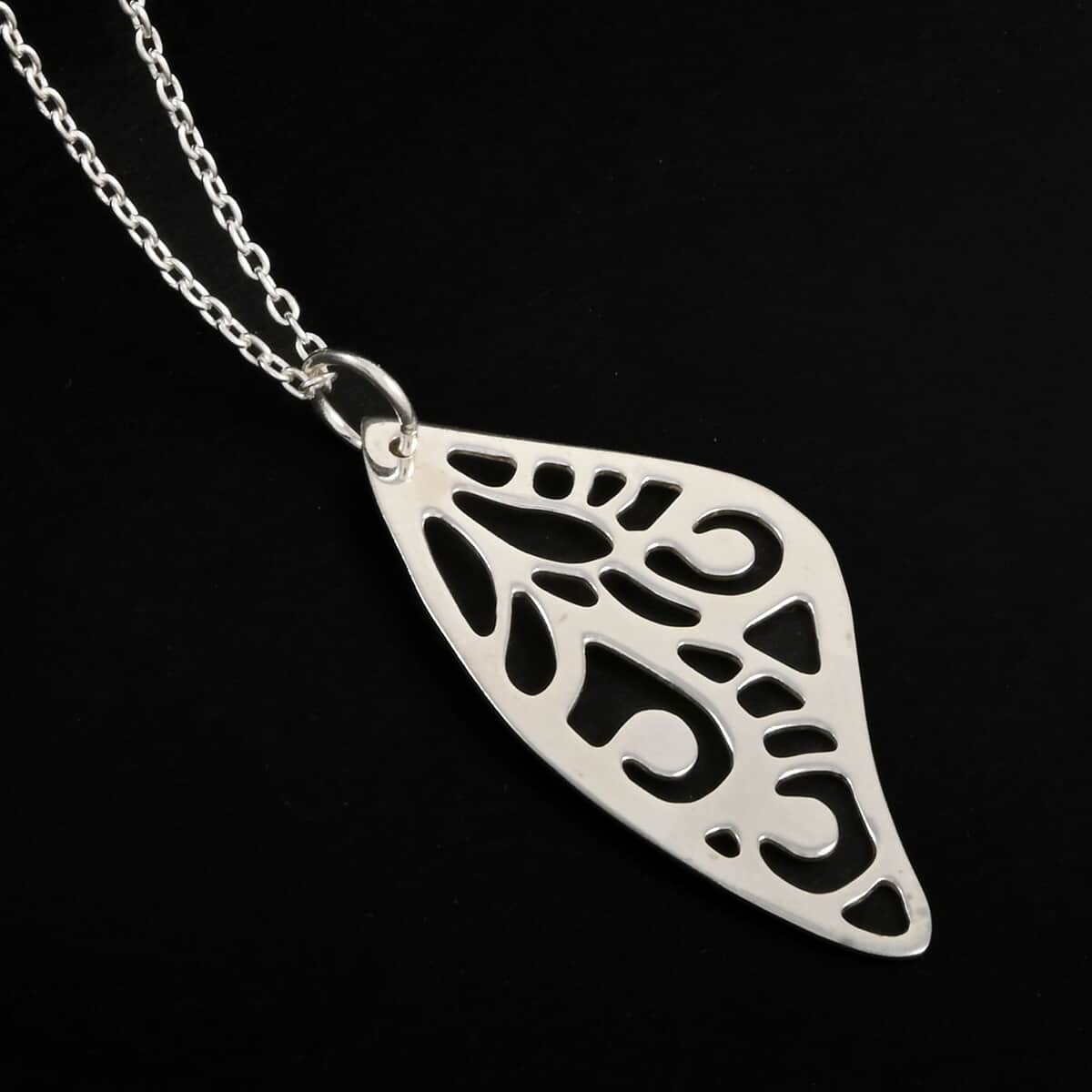 Fancy Pendant Necklace in Sterling Silver 2.50 Grams 20 Inches image number 1