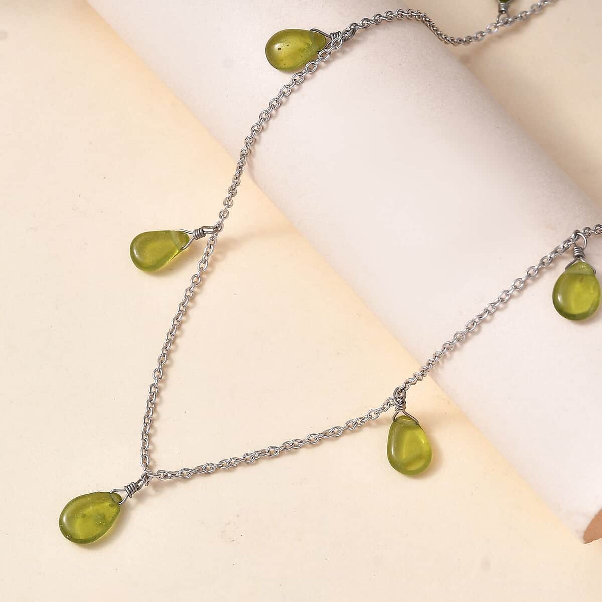 Vesuvianite 15.00 ctw Station Necklace in Rhodium Over Sterling Silver 18 Inches image number 1