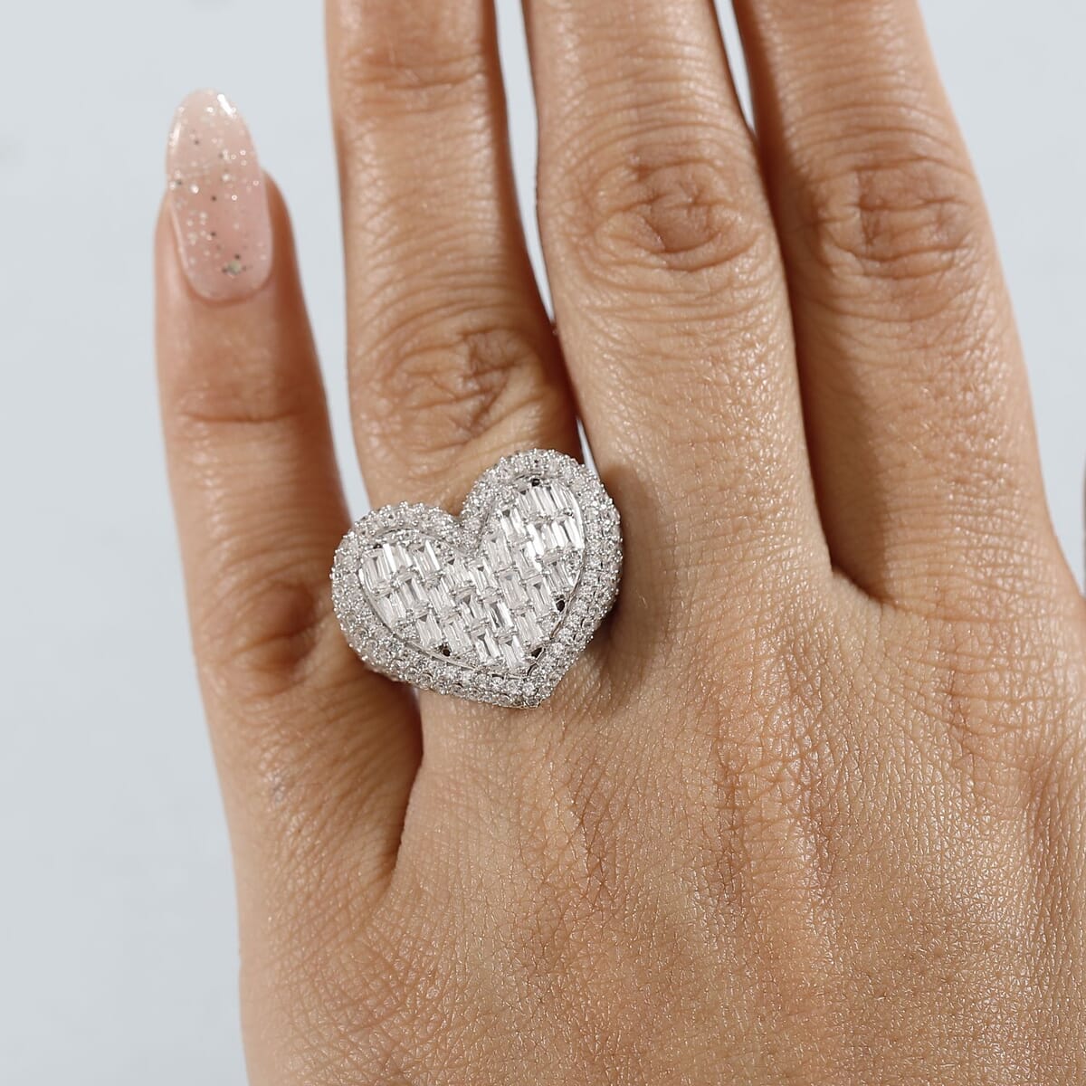 GP Amore Collection White Zircon 5.00 ctw Heart Ring in Rhodium Over Sterling Silver (Size 6.0) image number 2