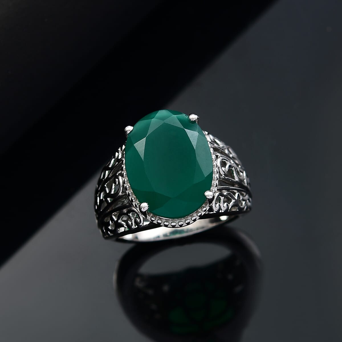 Karis Verde Onyx 7.70 ctw Ring in 18K YG Plated and Platinum Bond (Size 7.0) image number 1