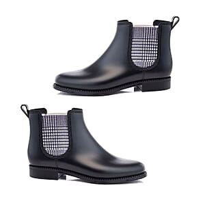 Henry Ferrera Matte Black Marsala Houndstooth Ankle Boot - Size 9