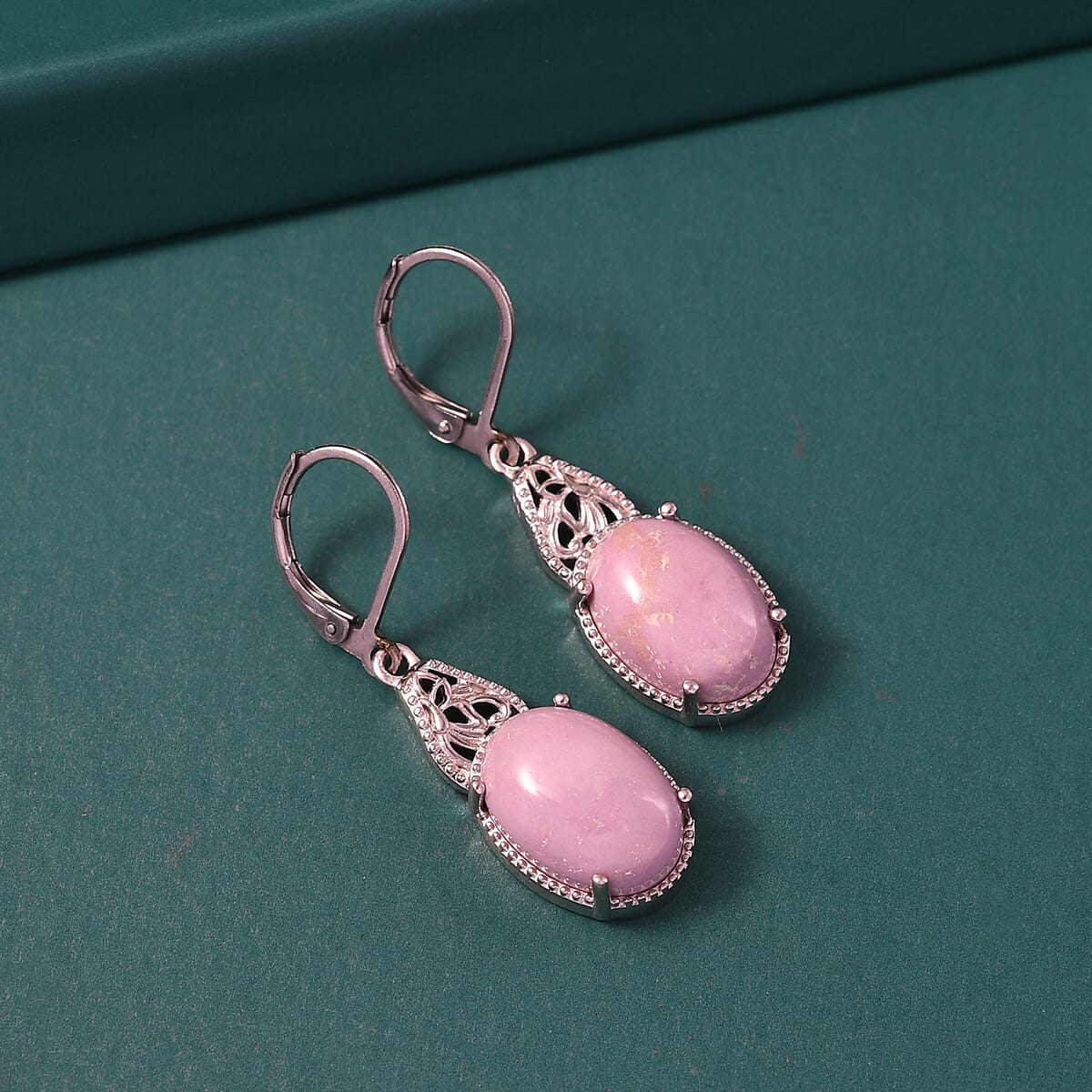 Karis Phosphosiderite 11.90 ctw Lever Back Earrings in Platinum Bond image number 1