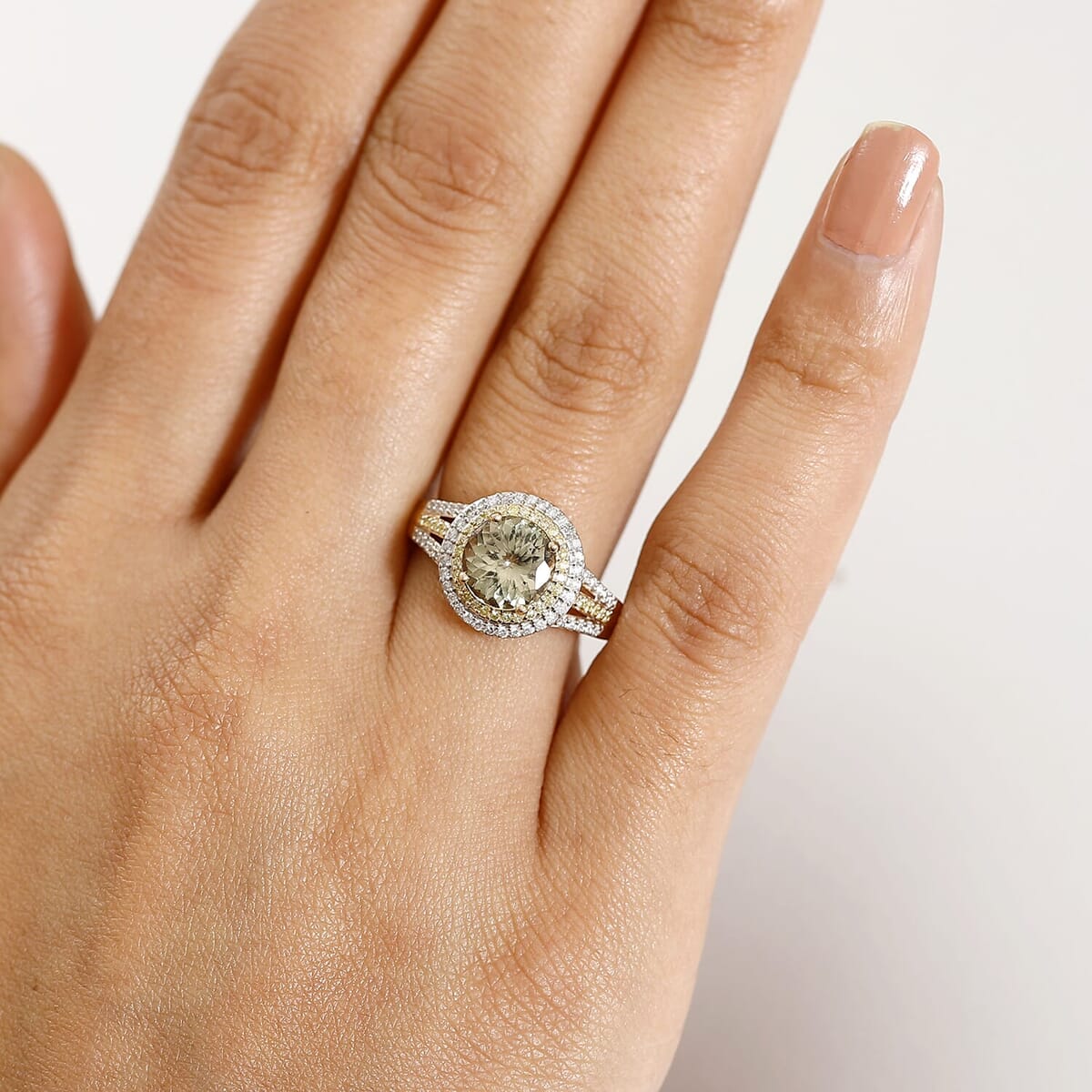 Luxoro AAA Turkizite, Natural Yellow and White Diamond I2 3.00 ctw Double Halo Ring in 10K Yellow Gold (Size 8.0) 4.30 Grams image number 2