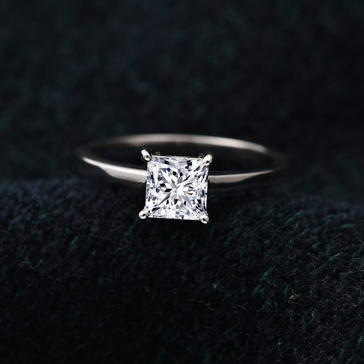 SGL Certified Luxuriant Lab Grown Diamond G-H VS 1.00 ctw Solitaire Ring in 950 Platinum (Size  6.0) image number 1