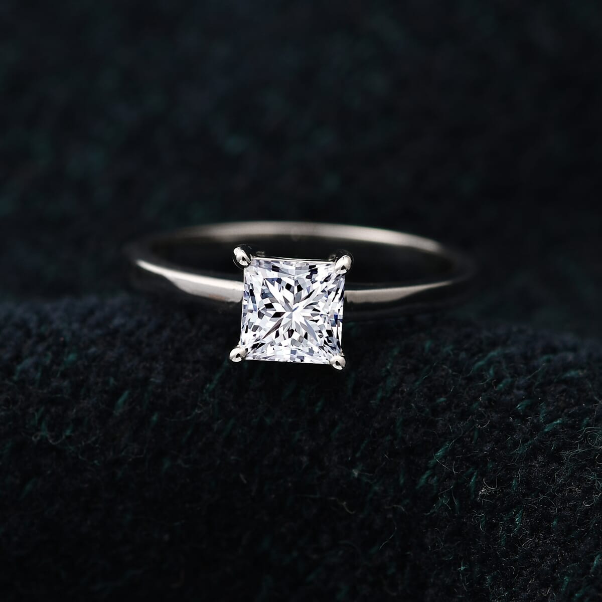SGL Certified Luxuriant Lab Grown Diamond G-H VS 1.00 ctw Solitaire Ring in 950 Platinum (Size  8.0) image number 1