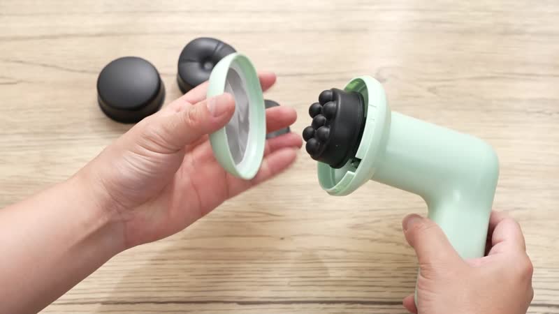 Black 1200mAh Battery Massager
