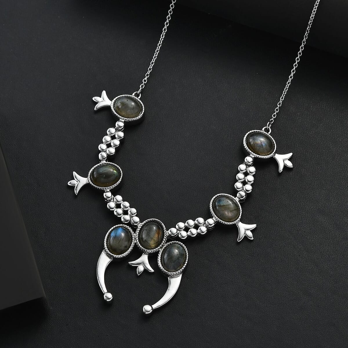 Madagascar Fire Labradorite 25.50 Squash Blossom Necklace 18 Inches in Stainless Steel image number 1