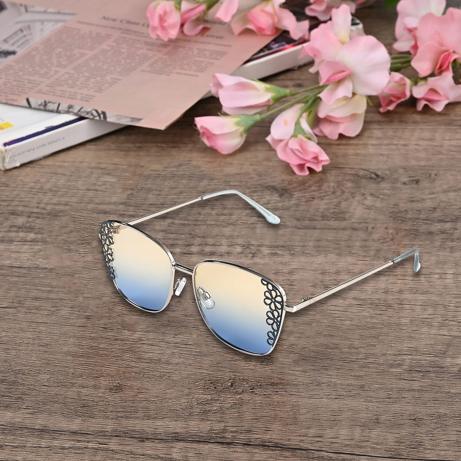 Flower Design UV400 Polarized Sunglass with Storage Bag- Yellow and Blue