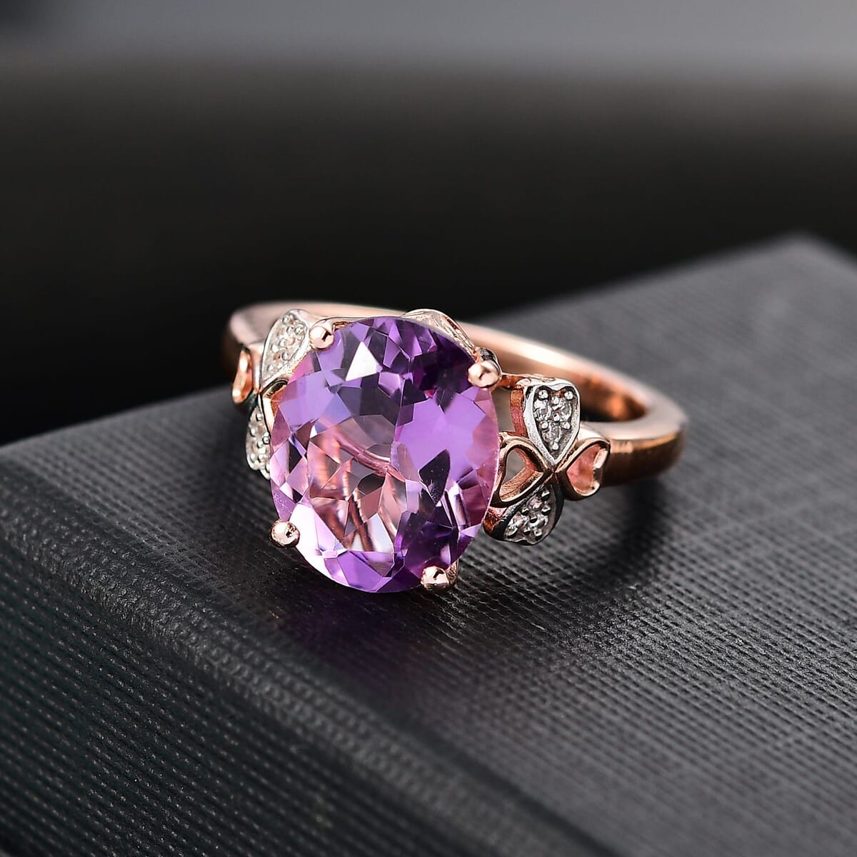 AAA Rose De France Amethyst and White Zircon 4.60 ctw Clover Leaf Ring in 18K Vermeil Rose Gold Over Sterling Silver (Size 9.0) image number 1