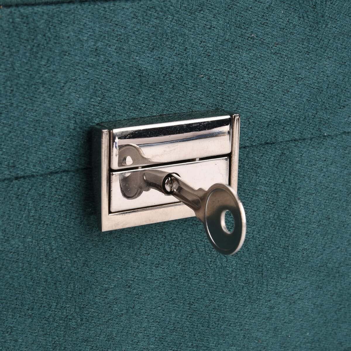 Olive Green Anti Tarnish 4 Layer Velvet and MDF Jewelry Box (9.4“x6.7“x5.6“) image number 8