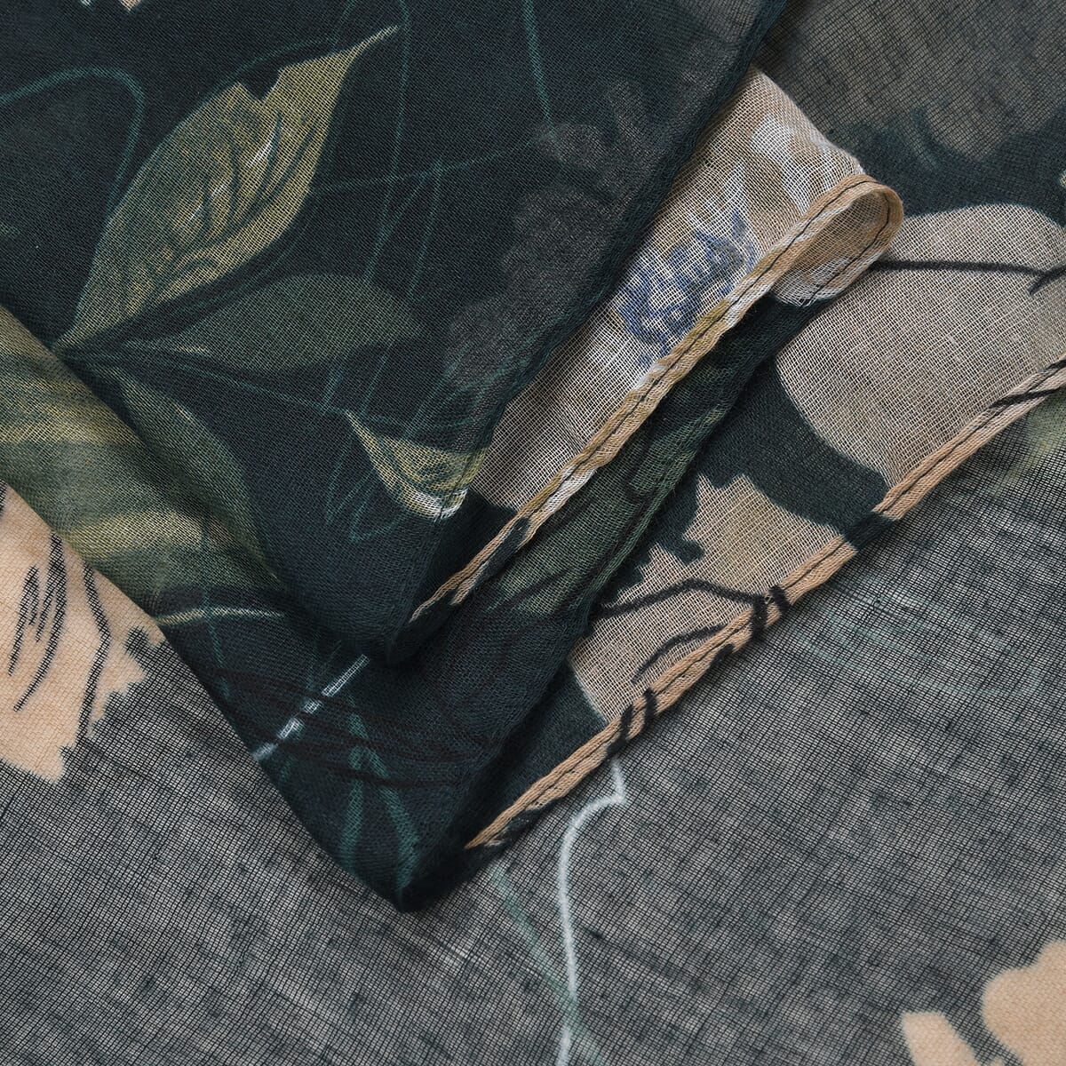  Set of 4, Multi Color 2 pcs Abstract Print with match 2 Pcs Solid Color Polyester Scarfs  image number 2