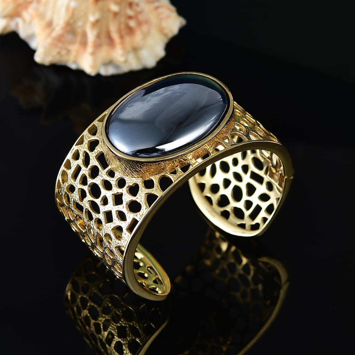 Karis Terahertz 56.50 ctw Bangle Bracelet in 18K YG Plated (7.25 In) image number 1