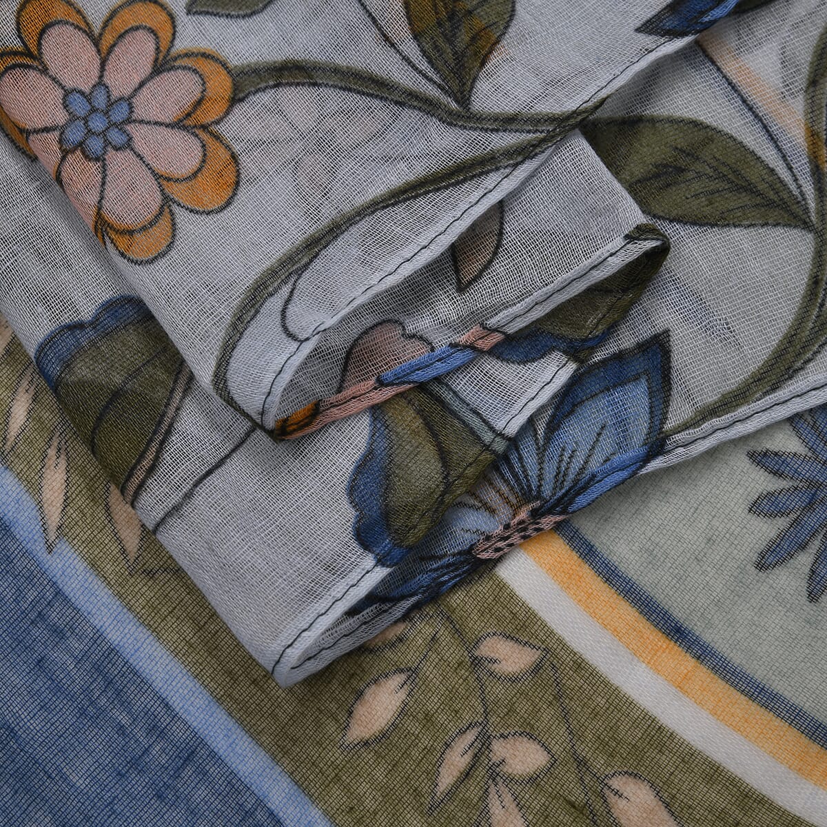 Set of 4, Multi Color 2 pcs Campanula Flower Print with match 2 Pcs Solid Color Crimp Polyester Scarfs  image number 3