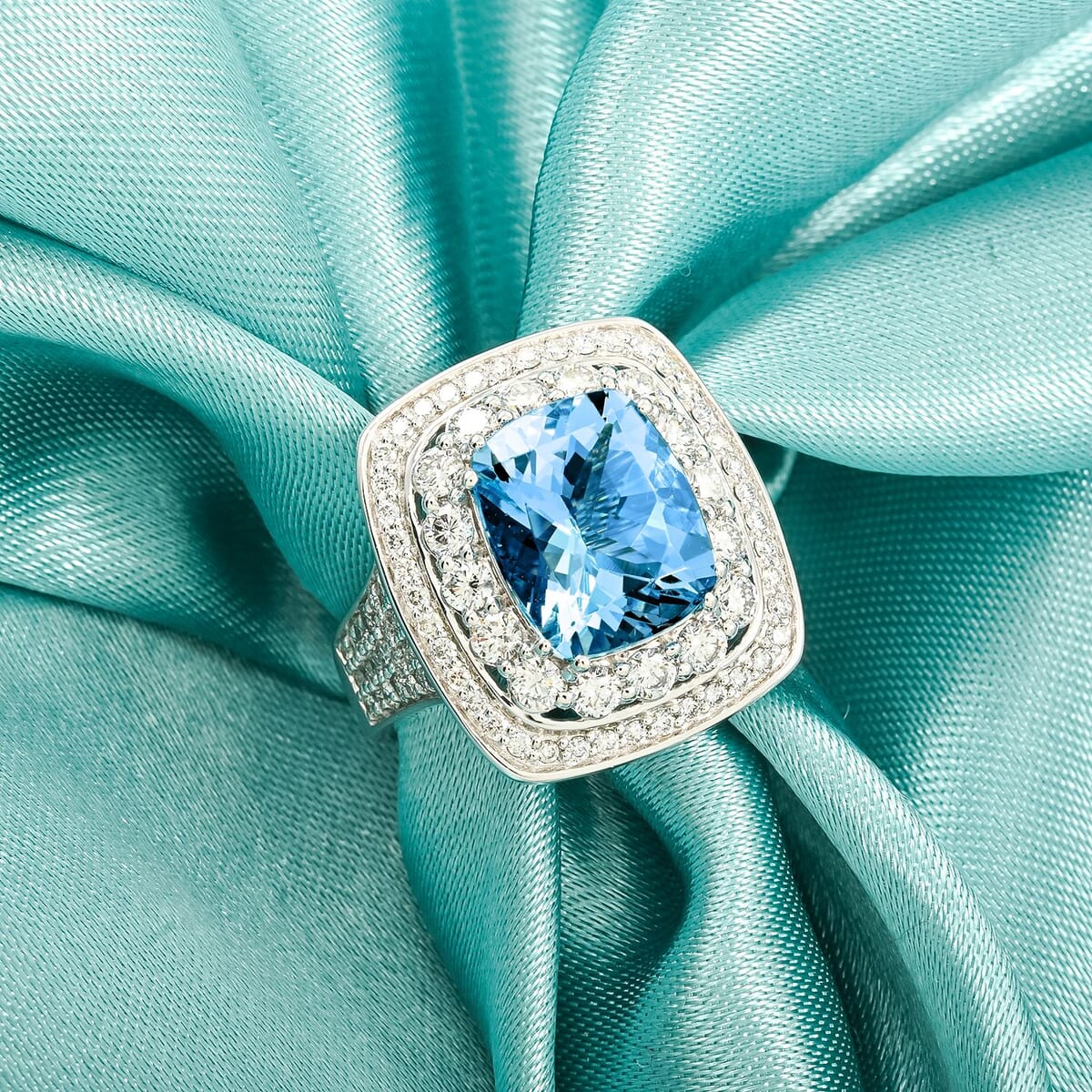 Chairman Vault Certified & Appraised Rhapsody AAAA Santa Maria Aquamarine and E-F VS Diamond 6.55 ctw Ring in 950 Platinum (Size 7.0) 14.45 Grams image number 1