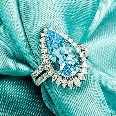 Chairman Vault Certified & Appraised Rhapsody AAAA Santa Maria Aquamarine and E-F VS Diamond 6.75 ctw Ring in 950 Platinum (Size 7.0) 11.95 Grams