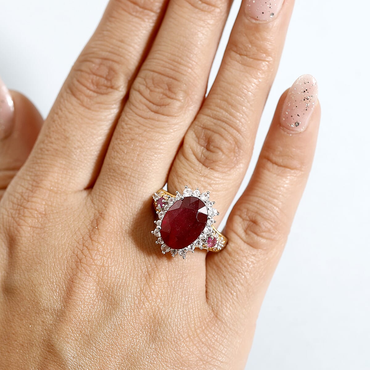 D'Joy AAA Niassa Ruby (FF) and White Zircon 10.70 ctw Elegant Vintage Ring in 18K Vermeil YG and Rhodium Over Sterling Silver (Size 6.0) image number 2