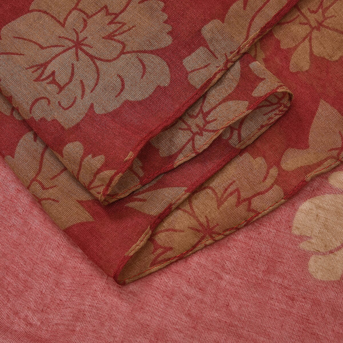  Set of 4, Red and Black 2 pcs Petunia Flower Print with match 2 Pcs Solid Color Crimp Polyester Scarfs  image number 3
