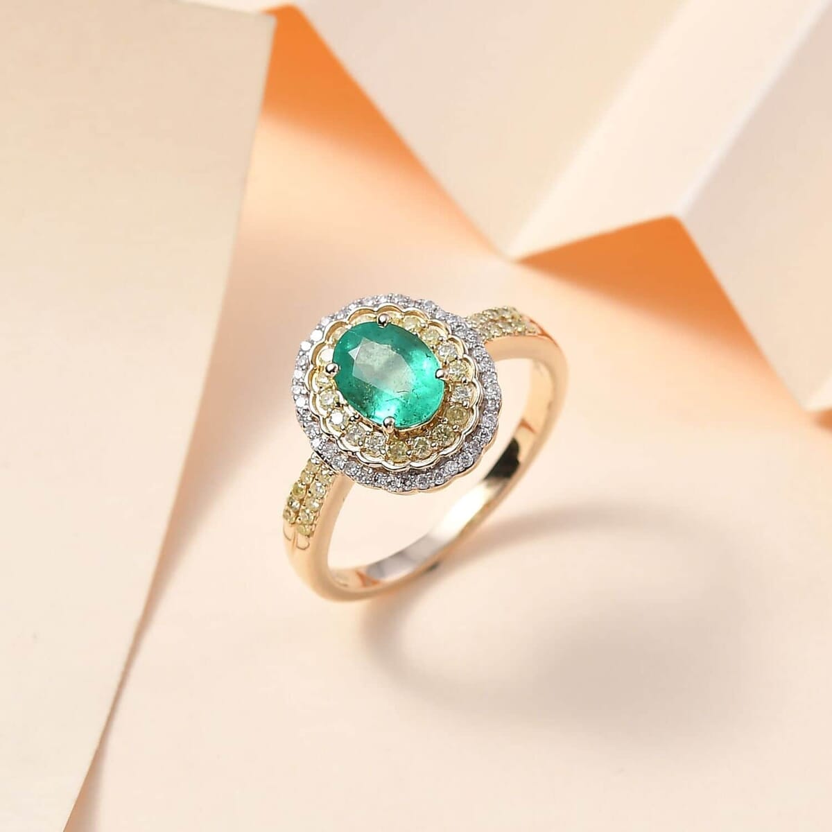 Luxoro AAA Boyaca Colombian Emerald, I2 Yellow and White Diamond 1.75 ctw Ring in 14K Yellow Gold (Size 8.5) 4.65 Grams image number 1