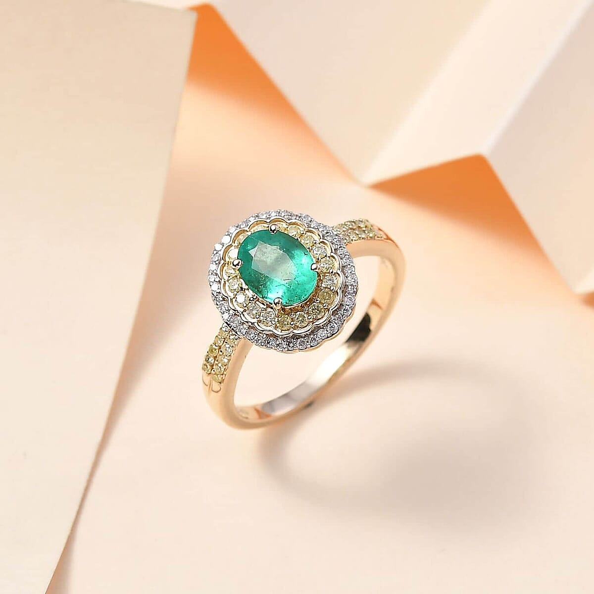Luxoro AAA Boyaca Colombian Emerald, I2 Yellow and White Diamond 1.75 ctw Ring in 14K Yellow Gold (Size 10.5) 4.65 Grams image number 1