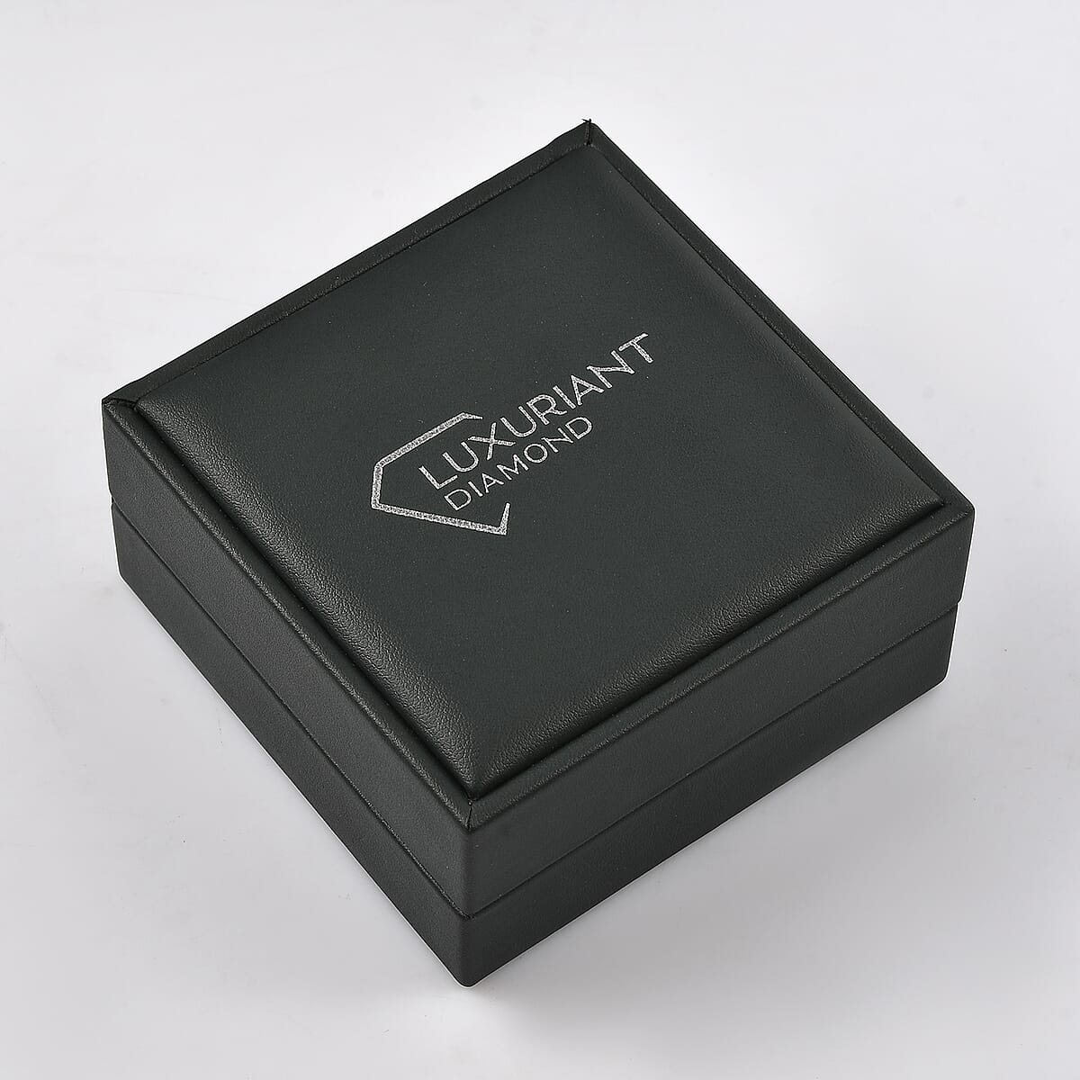 Luxuriant Lab Grown Diamond G-H SI 1.85 ctw Fluid Wave Ring in Rhodium Over Sterling Silver (Size 7.0) image number 8