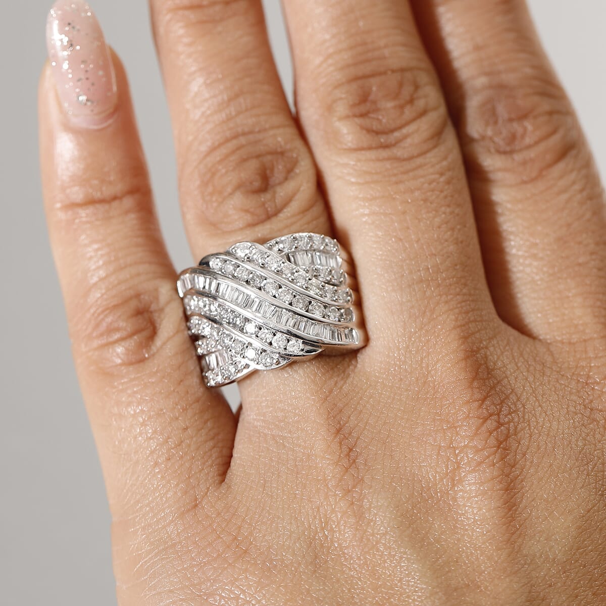 Luxuriant Lab Grown Diamond G-H SI 1.85 ctw Fluid Wave Ring in Rhodium Over Sterling Silver (Size 9.0) image number 2