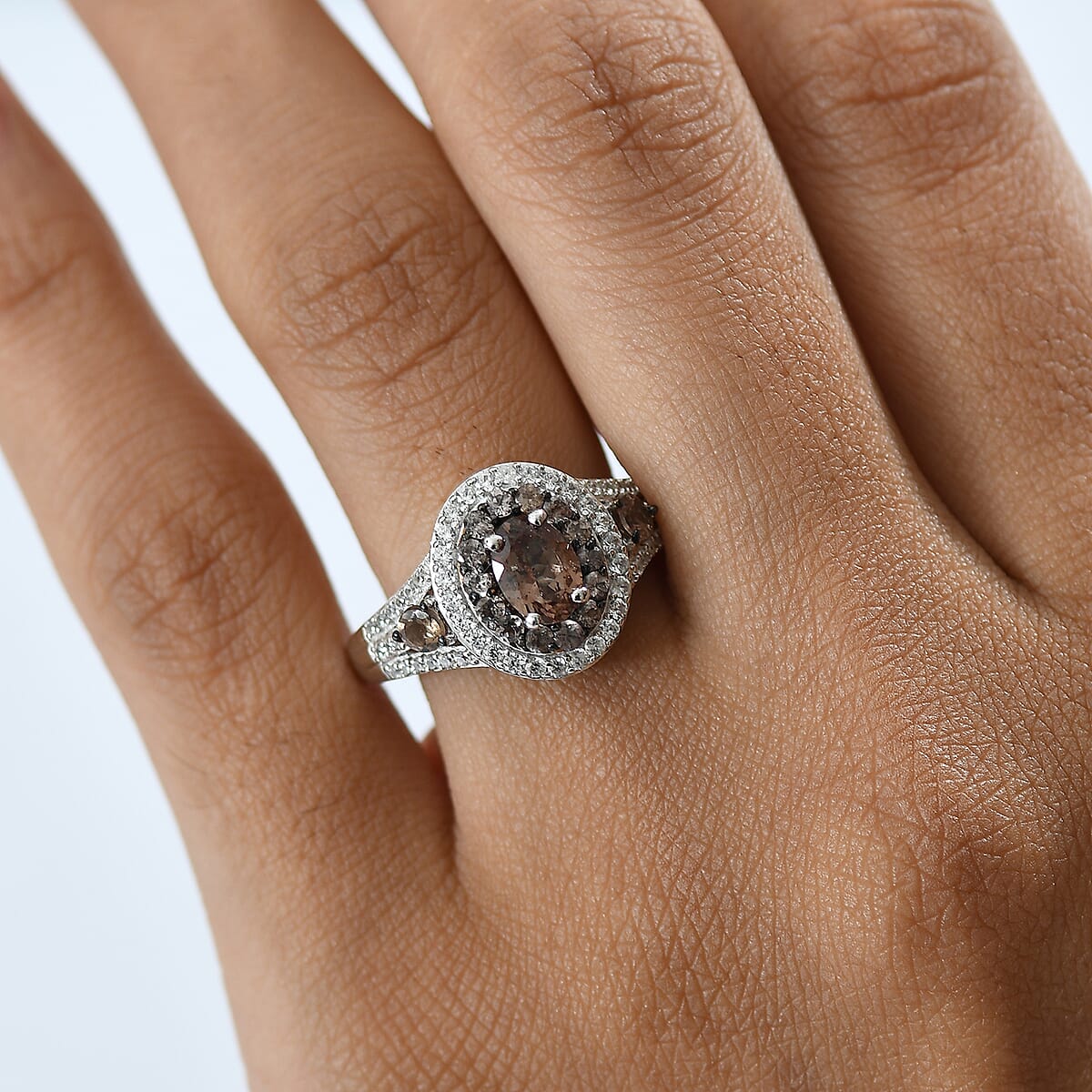 D'Joy Bekily Color Change Garnet and White Zircon 2.50 ctw Celestial Halo Ring in Rhodium Over Sterling Silver (Size 7.0) image number 2