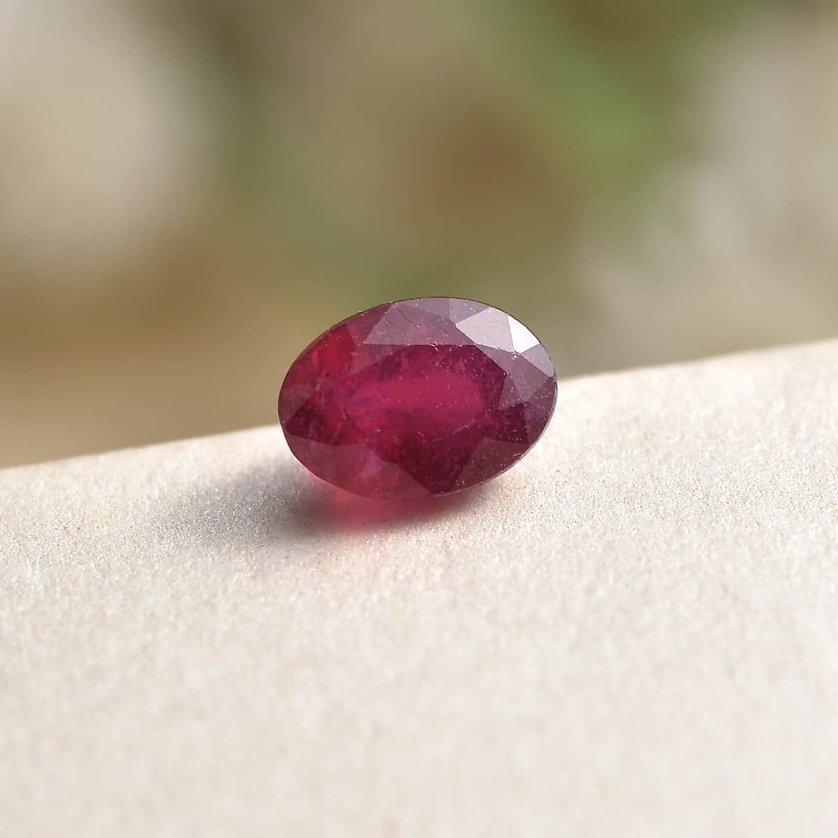 Niassa Ruby (FF) (Ovl 7x5mm) 1.12 ctw image number 1