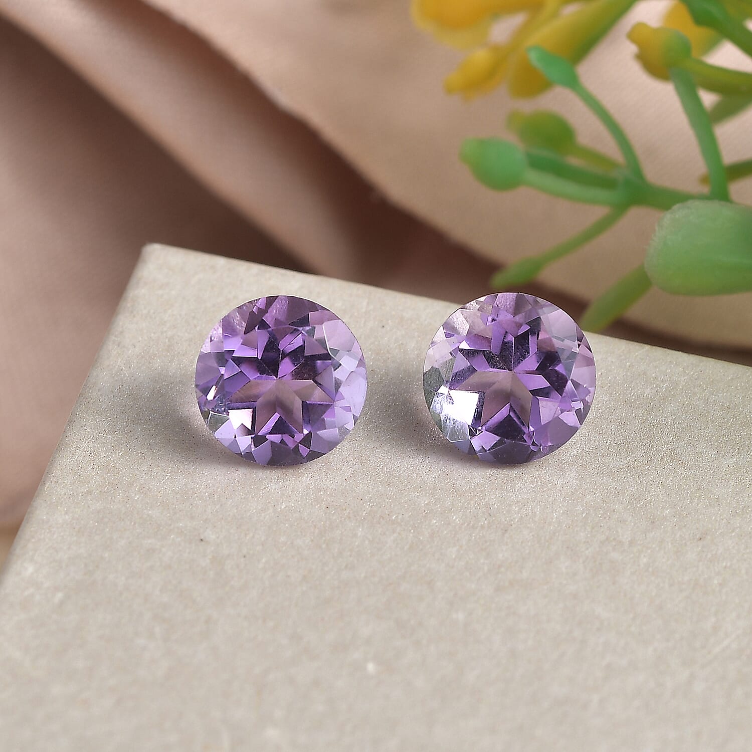 Default Title - Product card gallery slide 2 (10145890107675)