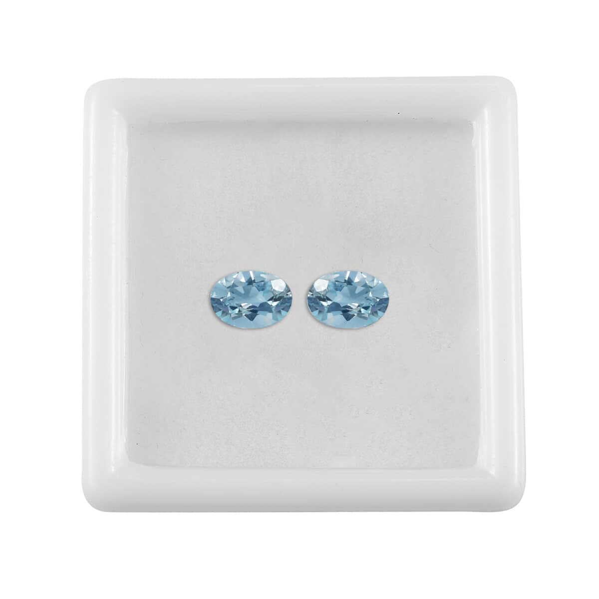 Sky Blue Topaz Set of 2 (Ovl 7x5mm) 1.90 ctw Loose Gemstone image number 3