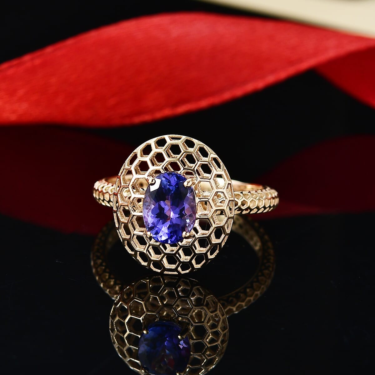 Mirage Collection AAA Tanzanite 1.15 ctw Ring in 10K Yellow Gold (Size 9.0) image number 1