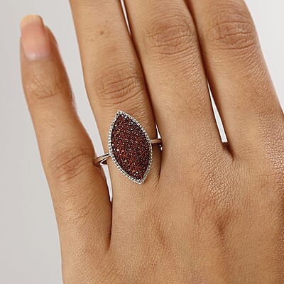 D'Joy Premium Mozambique Garnet 1.00 ctw Scarlet Radiance Ring in Rhodium Over Sterling Silver (Size 10.0)