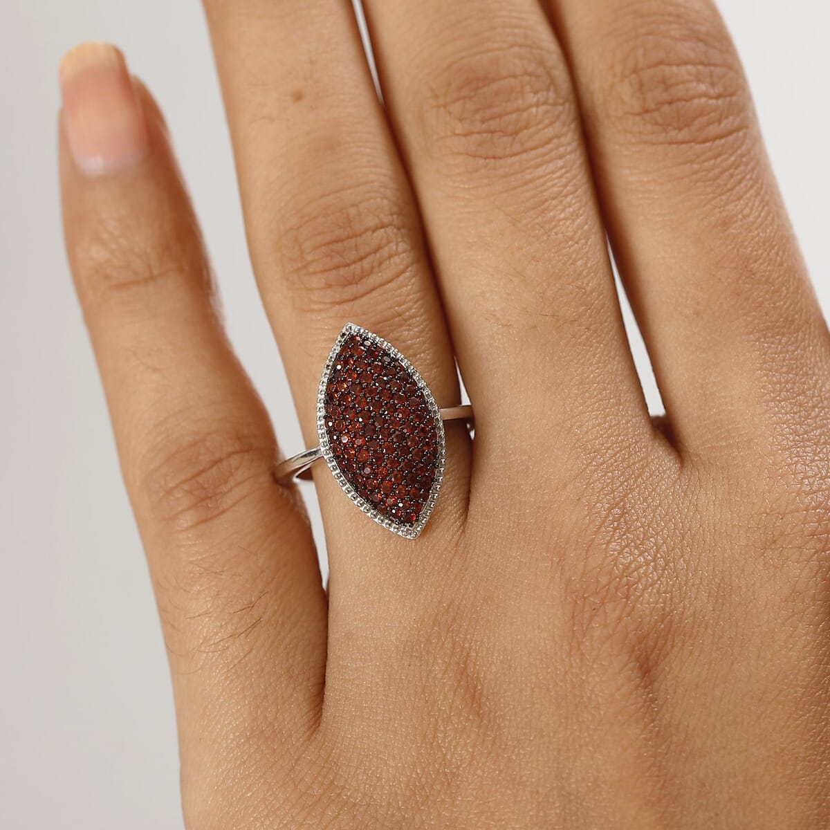 Premium Mozambique Garnet 1.00 ctw Scarlet Radiance Ring in Rhodium Over Sterling Silver (Size 9.0) image number 2