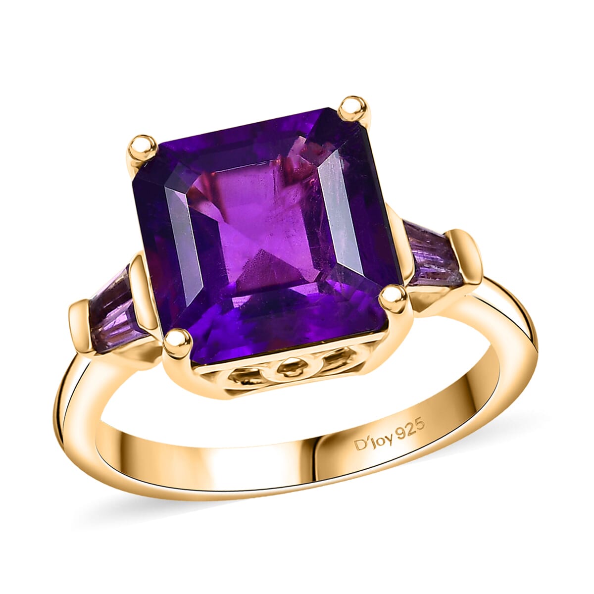 African Amethyst 5.00 ctw Solitaire Ring in 18K Vermeil Yellow Gold Over Sterling Silver (Size 7.0)  image number 0