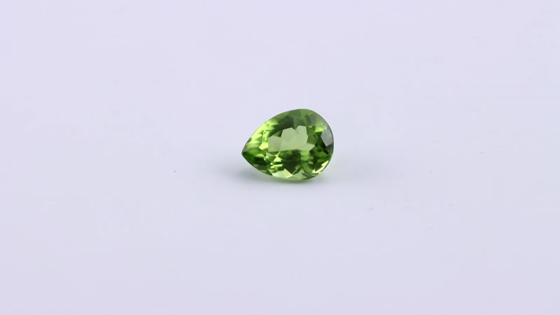 Premium Peridot (Pear 9x7mm) 1.45 ctw Loose Gemstone