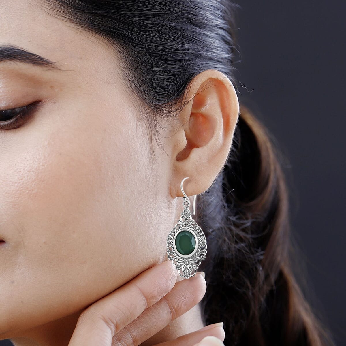 Bali Legacy Verde Onyx 8.00 ctw Floral Earrings in Sterling Silver  image number 1