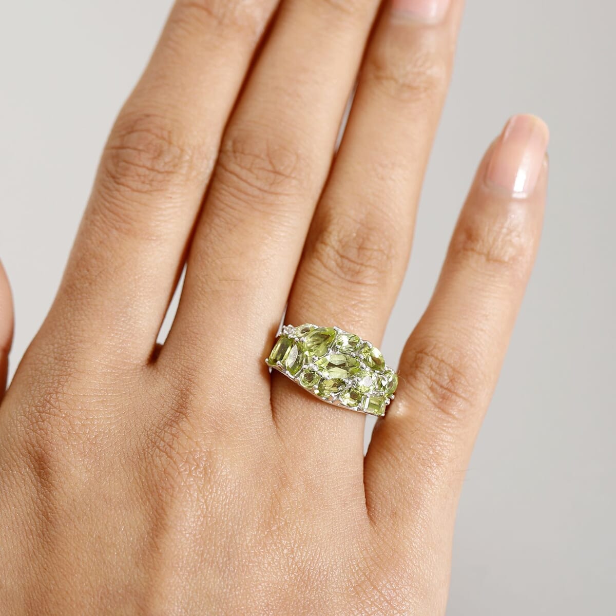 Arizona Peridot and White Zircon 3.30 ctw Verdant Mosaic Ring in Platinum Over Sterling Silver (Size 8.0) image number 2