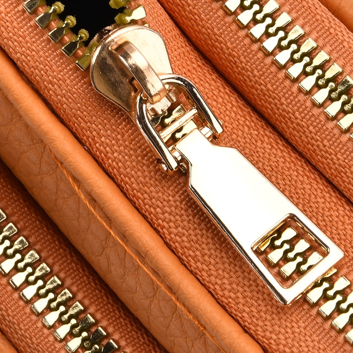 Orange Heart Shape Faux Leather Crossbody Bag with Adjustable Shoulder Strap image number 5