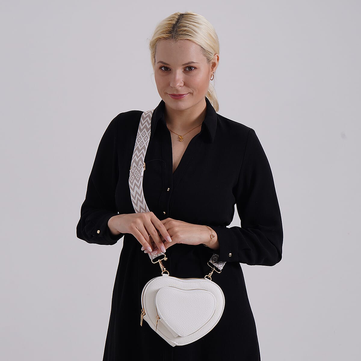 White Heart Shape Faux Leather Crossbody Bag with Adjustable Shoulder Strap image number 1
