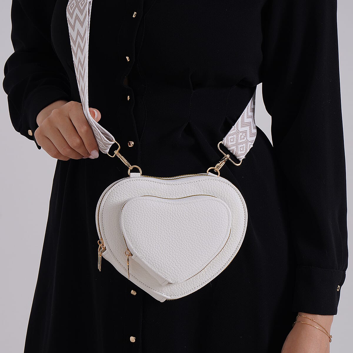 White Heart Shape Faux Leather Crossbody Bag with Adjustable Shoulder Strap image number 2