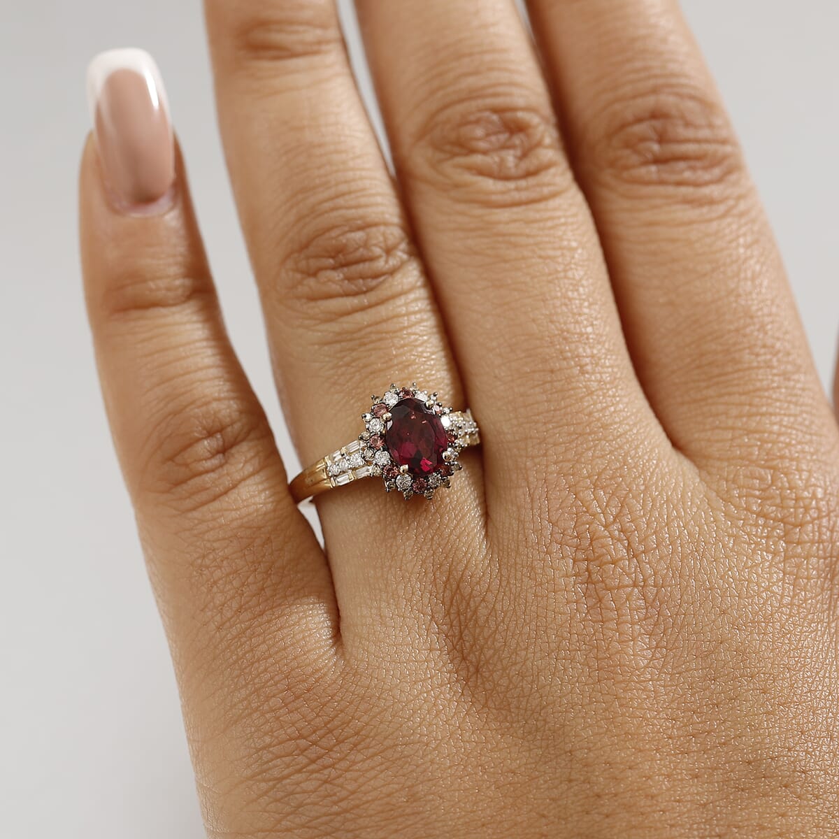 Luxoro AAA Radiant Ember Garnet, Padparadscha Sapphire, Natural Champagne and White Diamond I2 2.10 ctw Royal Bloom Ring in 10K Yellow Gold (Size  7.0) image number 2
