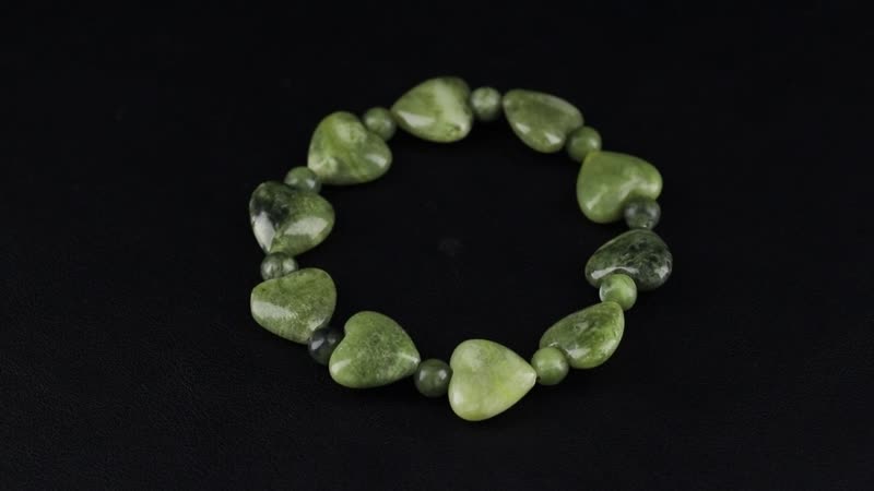 Connemara Marble 120.00 ctw Heart and Beaded Stretch Bracelet
