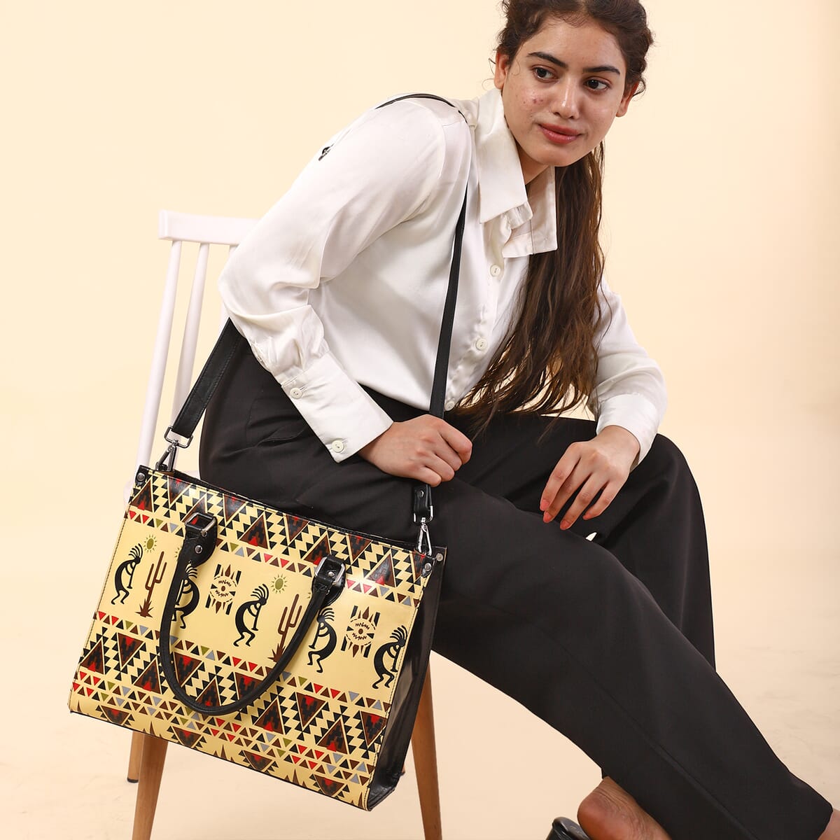 Sukriti Beige Kokopelli Inspiration Prints Handpainted 100% Genuine Leather Tote Bag with Wallet image number 2
