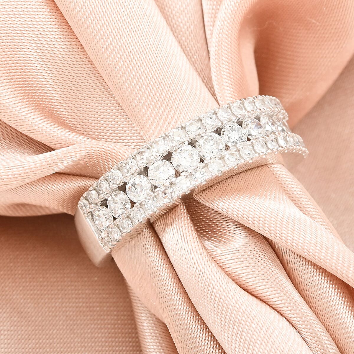 Luxuriant Lab Grown Diamond G, VS 1.00 ctw Ring in Sterling Silver (Size 10.0)  image number 1